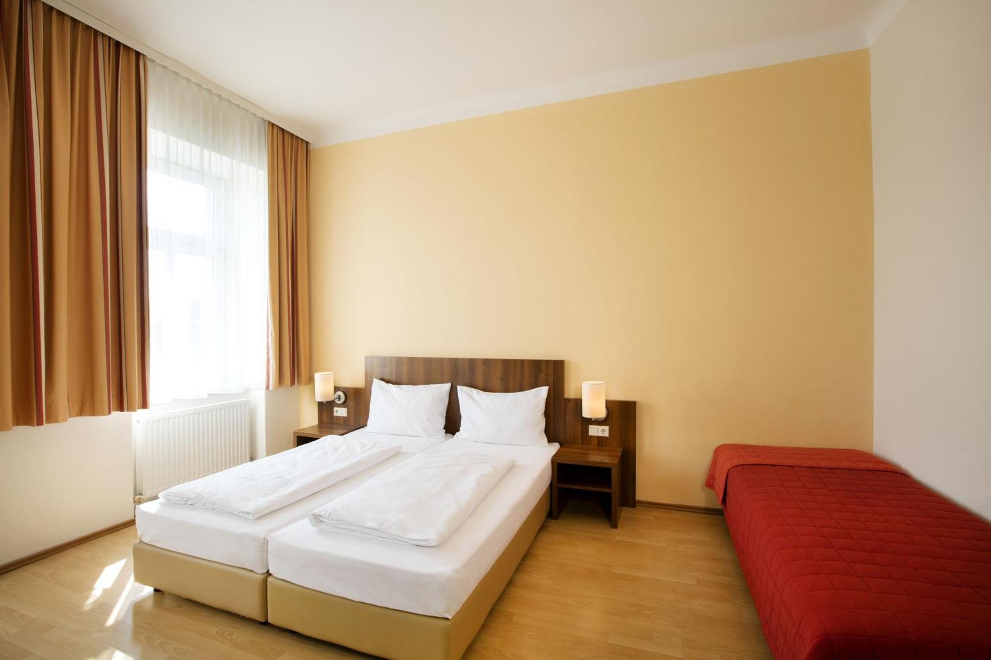 Comfort Triple Room,683831844:JPEG